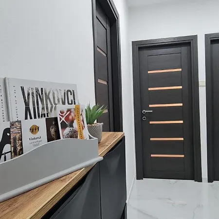 Apartman Bear Vinkovci Exterior photo
